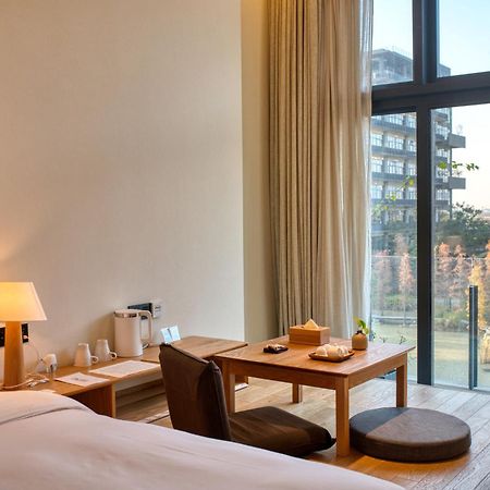 Taihua Wutong Hotel Shenzhen Exterior photo