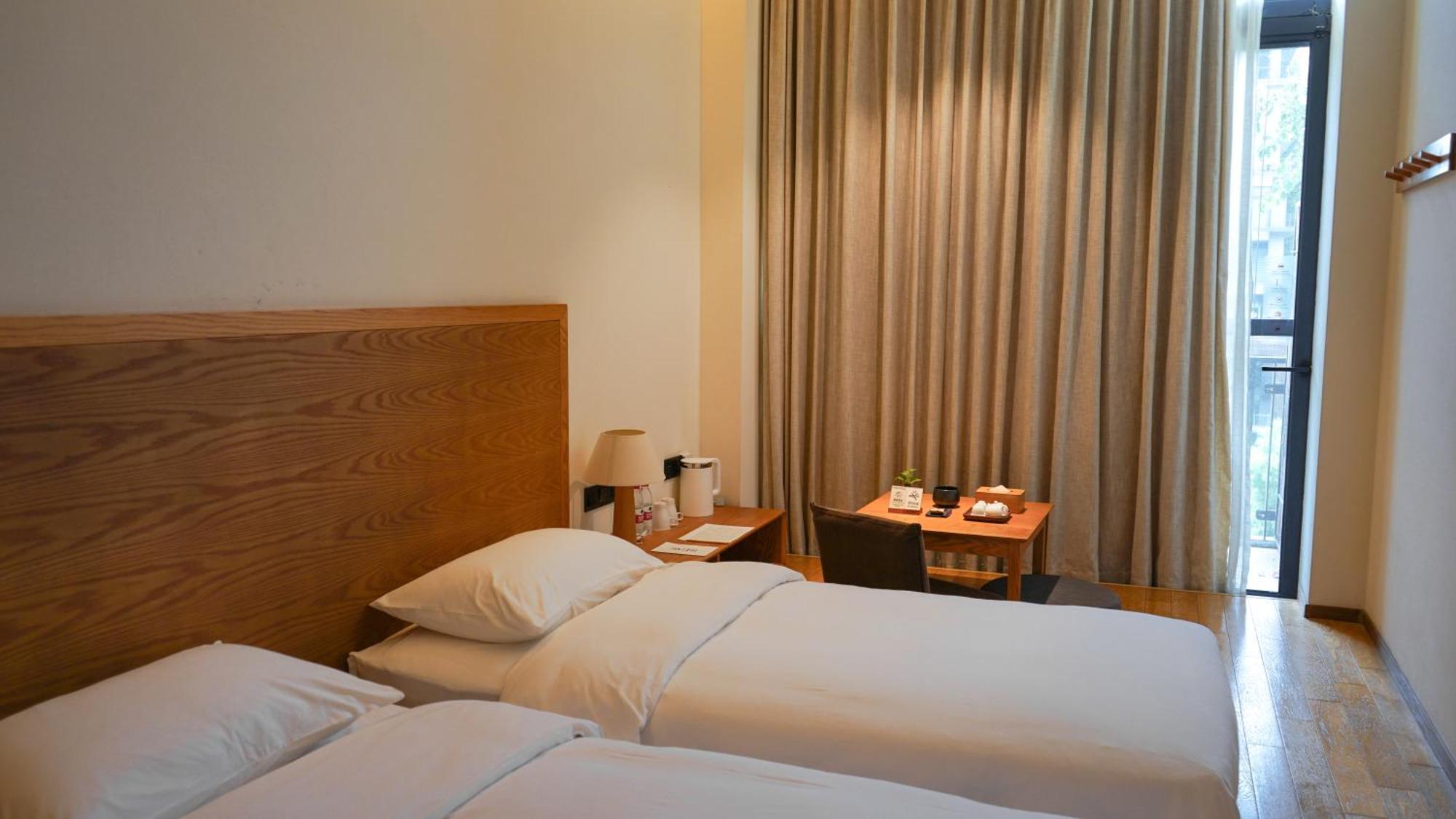 Taihua Wutong Hotel Shenzhen Exterior photo