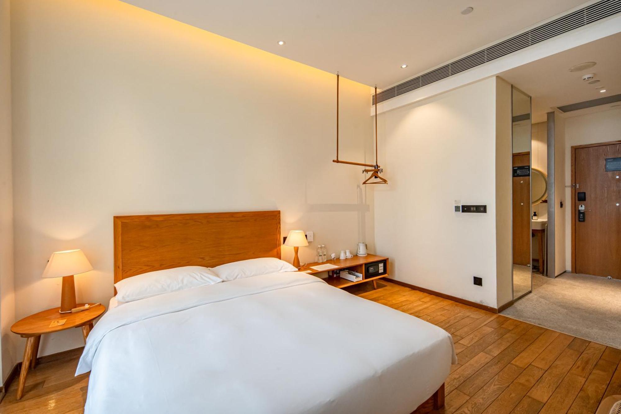 Taihua Wutong Hotel Shenzhen Exterior photo