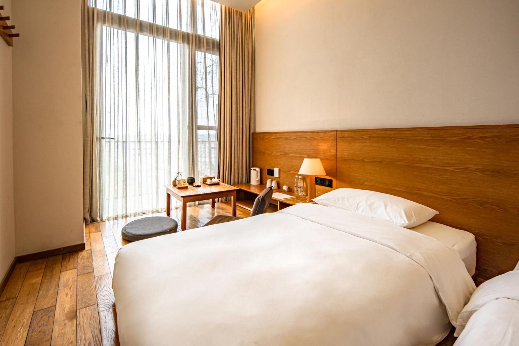 Taihua Wutong Hotel Shenzhen Exterior photo