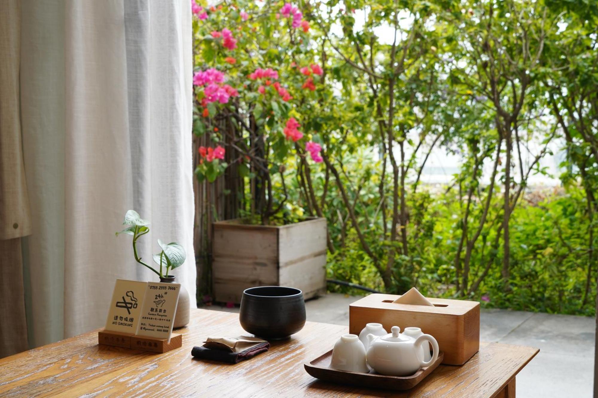 Taihua Wutong Hotel Shenzhen Exterior photo