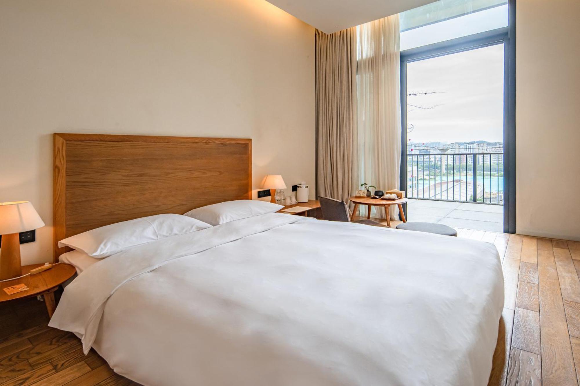 Taihua Wutong Hotel Shenzhen Exterior photo